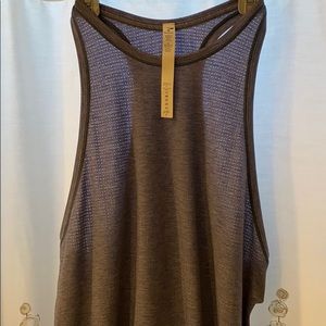 Lululemon 🍋- Plank to Pike Tank